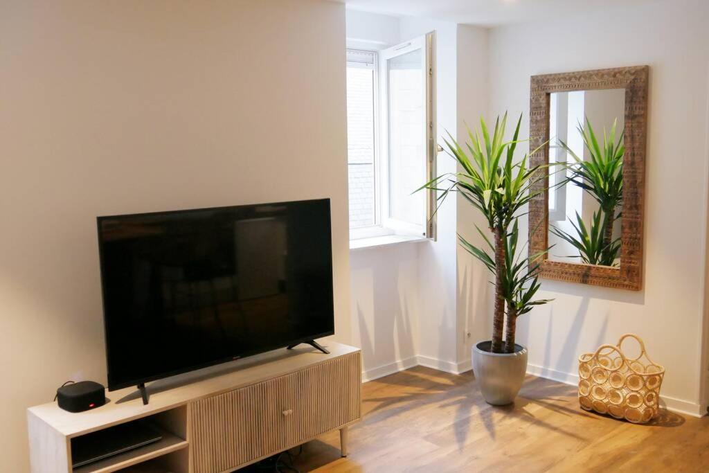Appartement situé dans l'hyper centre d'Auray Extérieur photo
