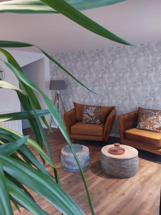 Appartement situé dans l'hyper centre d'Auray Extérieur photo